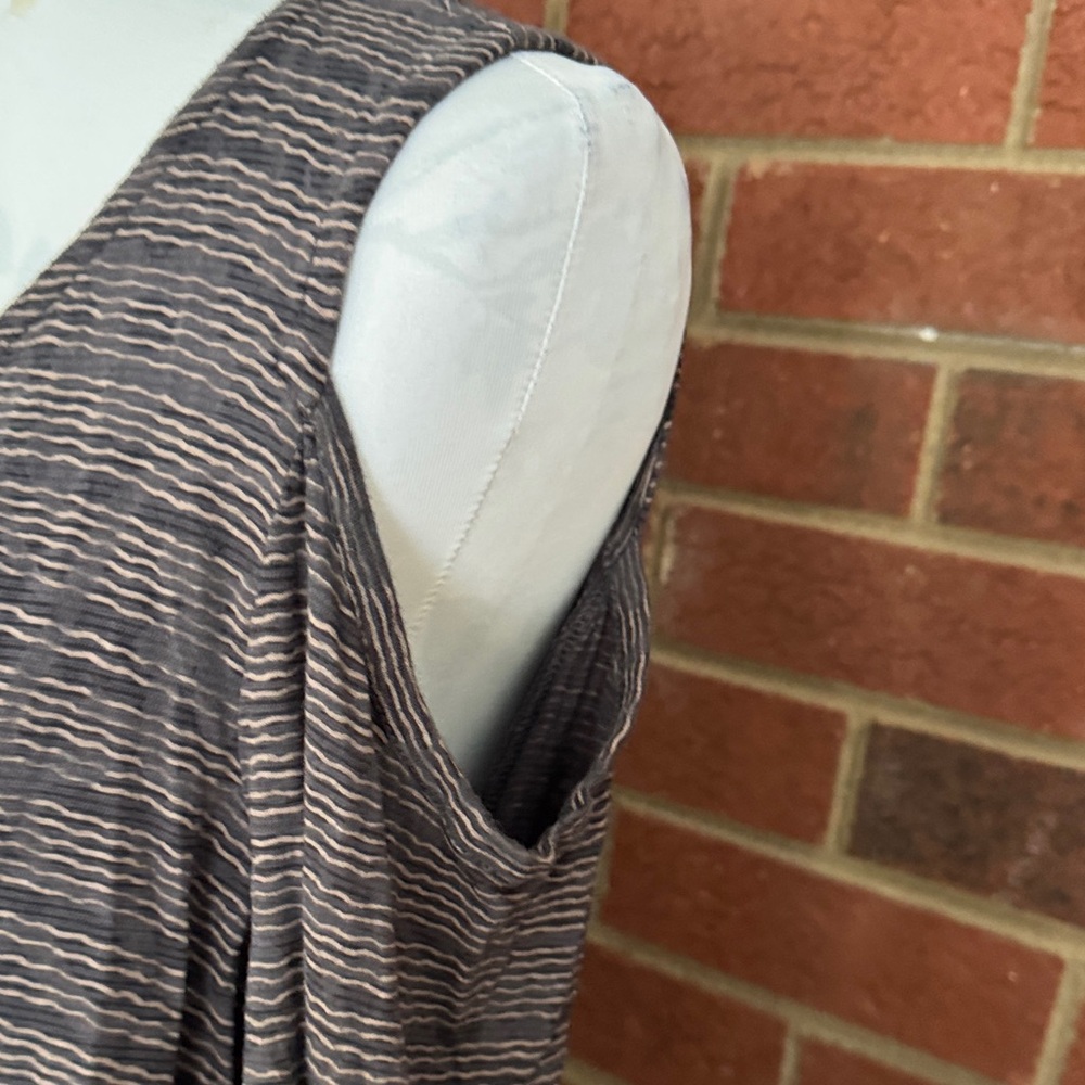 Lucky Brand Black and Gray Cold Shoulder Bell Sleeves Top - Picture 3 of 11